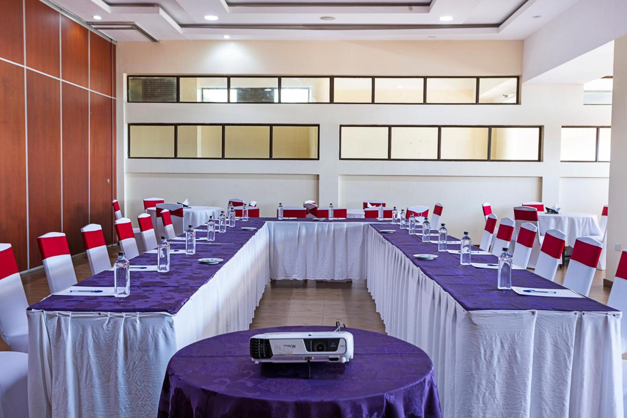 Verona Hotel And Conference Center Ruiru Exteriör bild