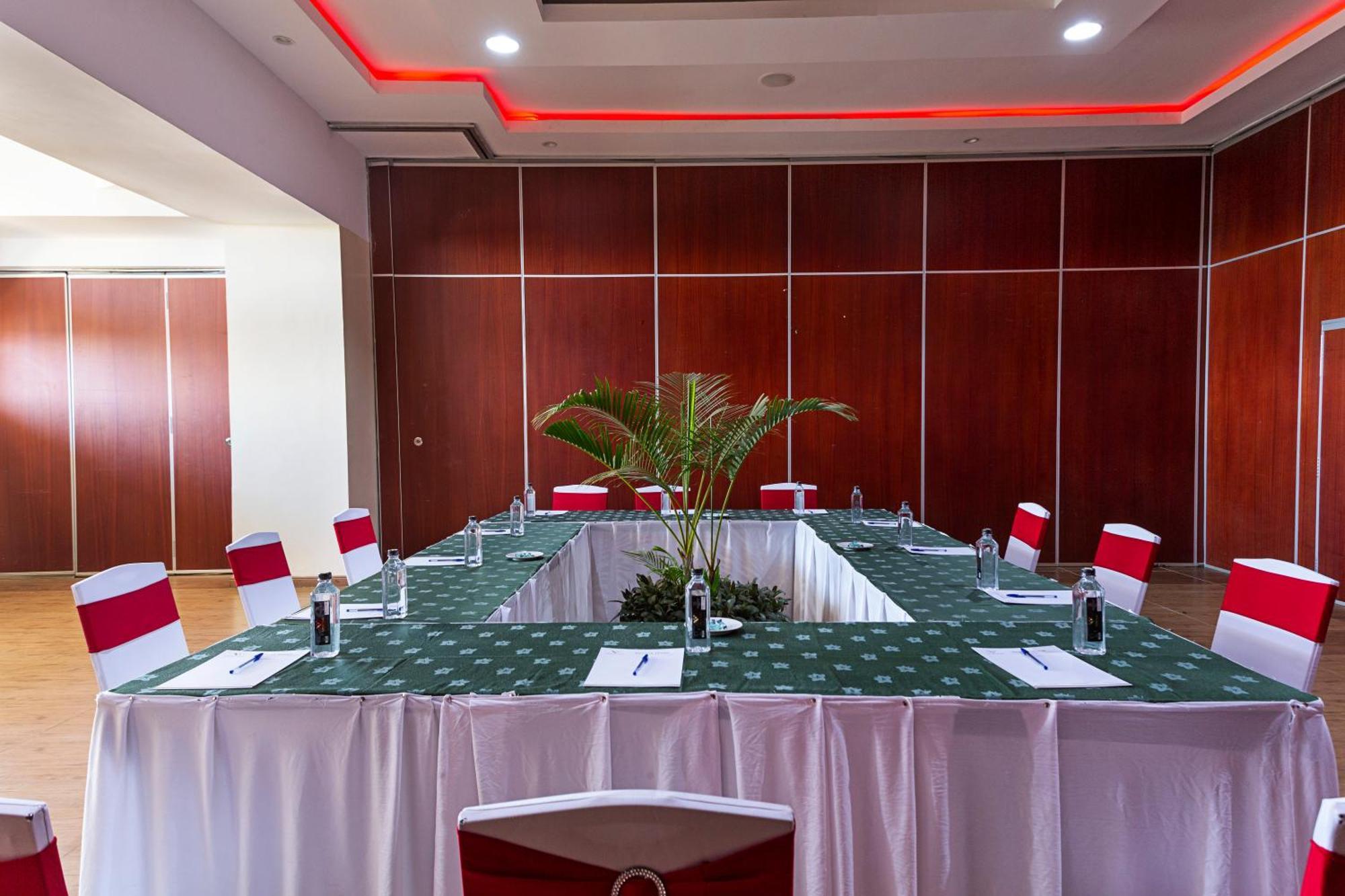 Verona Hotel And Conference Center Ruiru Exteriör bild